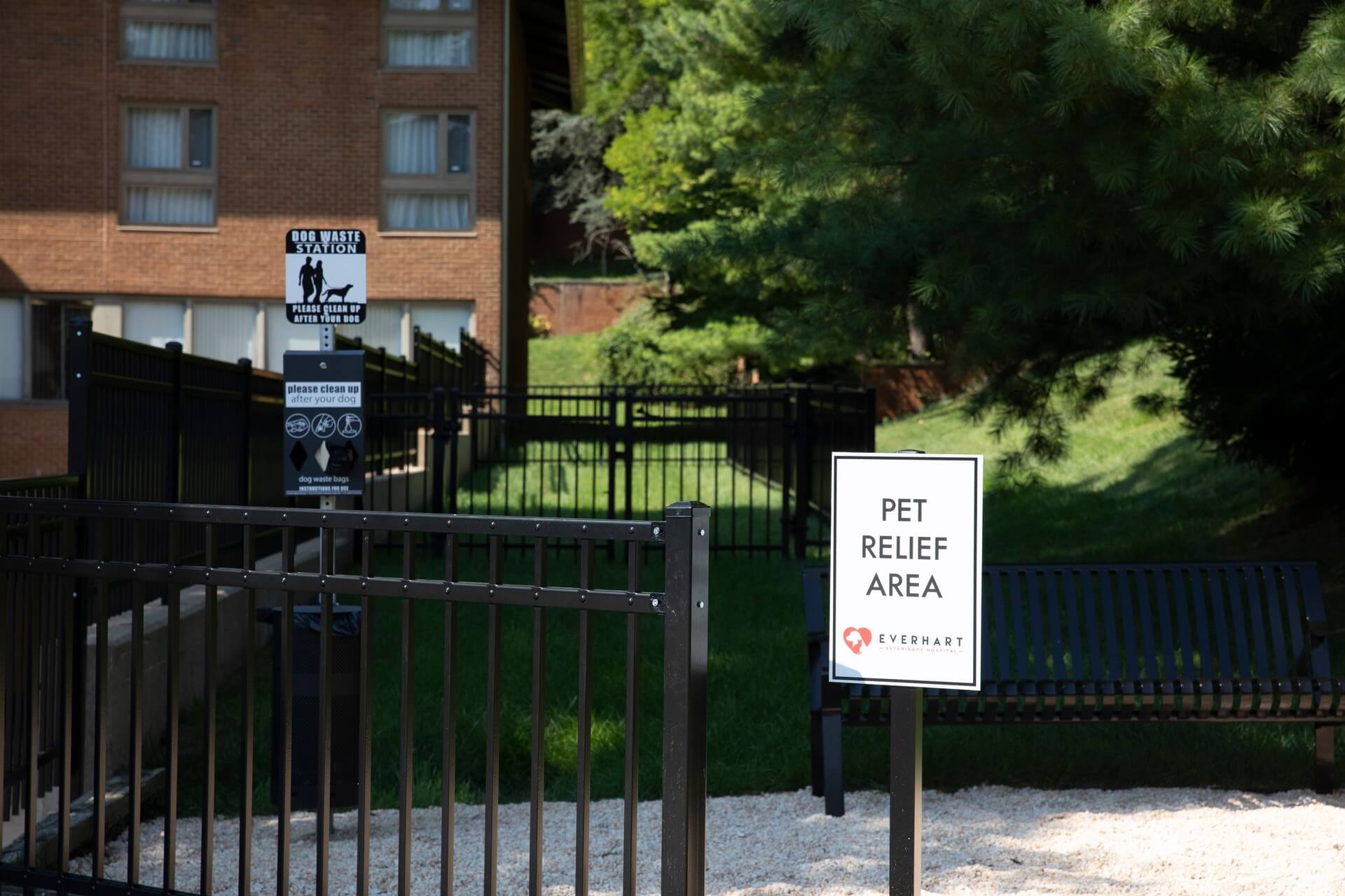 Exterior grounds – Everhart Veterinary Medicine, Village of Cross Keys