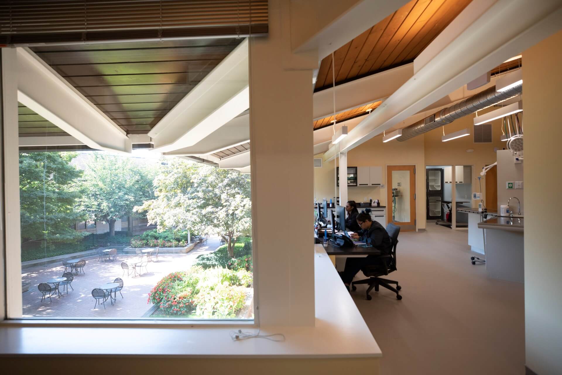 Garden-view seating – Everhart Veterinary Medicine, Village of Cross Keys